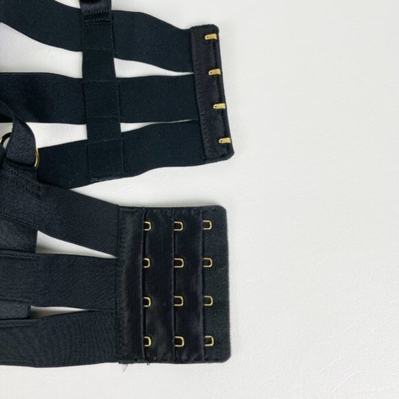 NWOT Victoria's Secret Bra 34DDD Unlined Balconet Strappy Banded Black B1721 - Picture 5 of 7